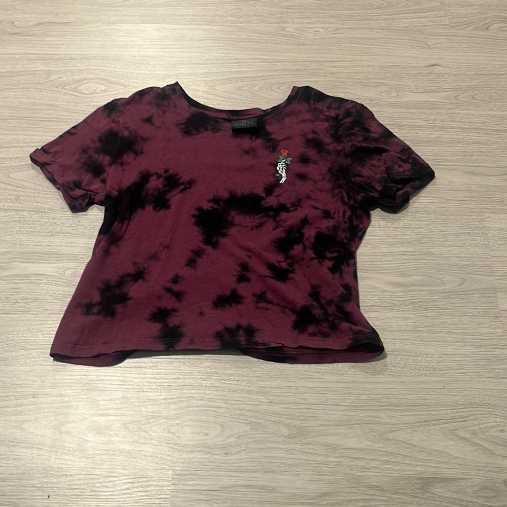 women’s tie dye shirt